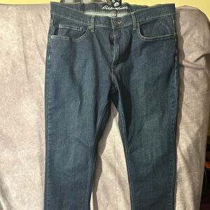 Men’s Eddie Bauer blue jeans